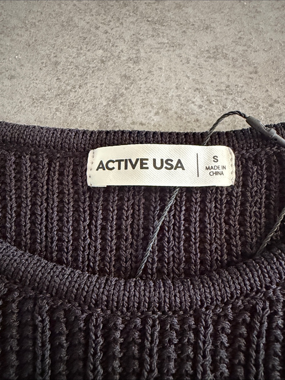 Active USA Cable Knit Sleeveless Peplem Top - Picture 6 of 10